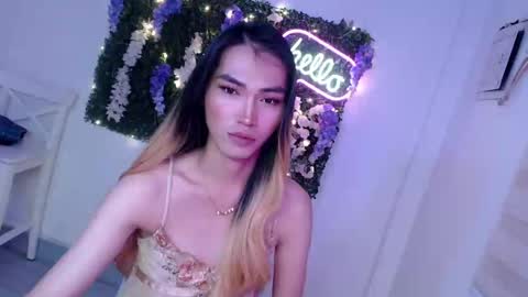 Snapshot of yoursexservice chatting on January 14, 12:22 am    online show from January 14, 12:22 am