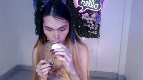 Snapshot of yoursexservice chatting on January 25, 11:43 pm    online show from January 25, 11:43 pm