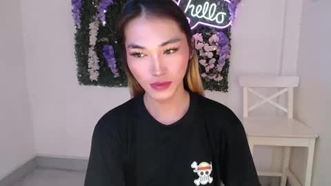 Snapshot of yoursexservice chatting on February 2, 10:49 pm    online show from February 2, 10:49 pm