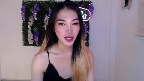 Snapshot of yoursexservice chatting on February 11, 11:44 pm    online show from February 11, 11:44 pm