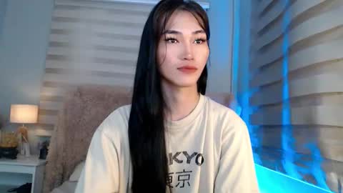 Snapshot of yoursexservice chatting on October 12, 12:02 am    online show from October 12, 12:02 am