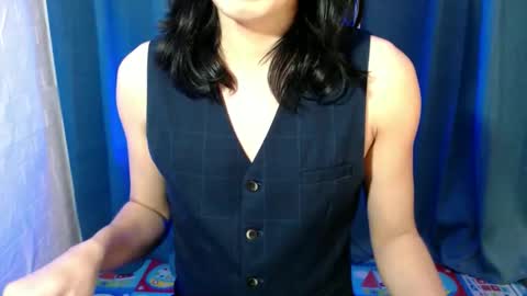 Snapshot of yoursweet_sandra chatting on October 15, 5:57 pm MYSTERIOUS QUEEN online show from October 15, 5:57 pm