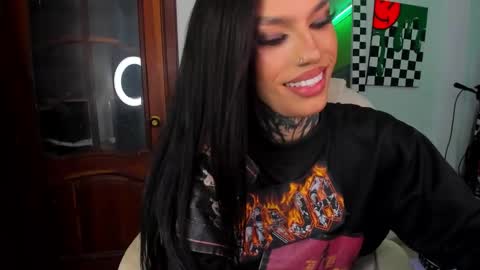 GI online show from November 22, 8:16 am