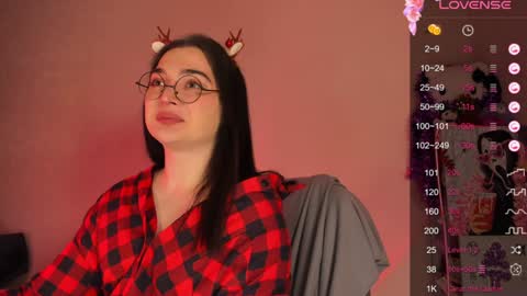 Ysabell online show from December 15, 9:35 am