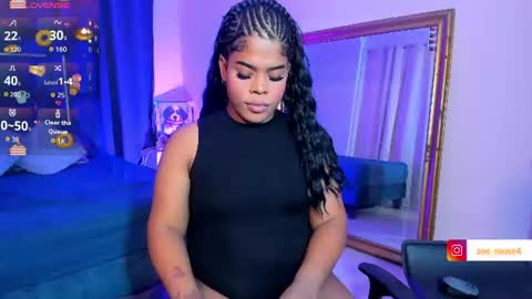 zoe_rosee4 online show from July 30, 12:20 am