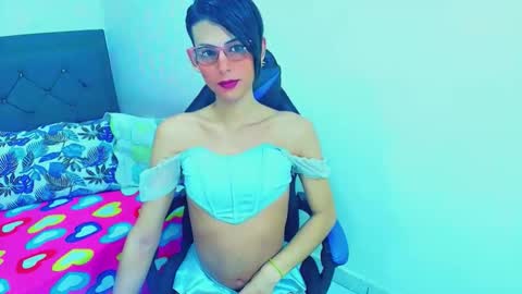 zulramth online show from April 11, 8:18 am