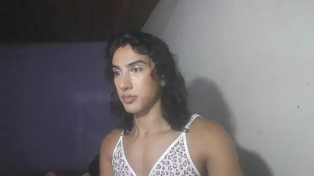 roxana collins online show from October 22, 4:03 am