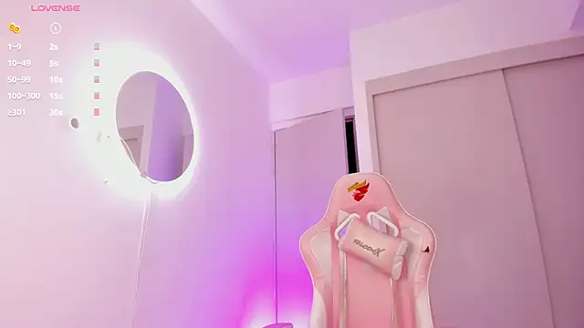 mia yourmommy online show from November 13, 3:27 am