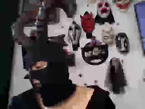 Snapshot of FeticheMacabre chatting on October 19, 7:39 pm FeticheMacabre online show from October 19, 7:39 pm