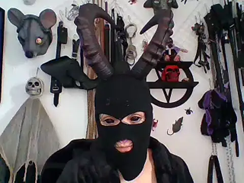 FeticheMacabre online show from May 15, 2:58 pm