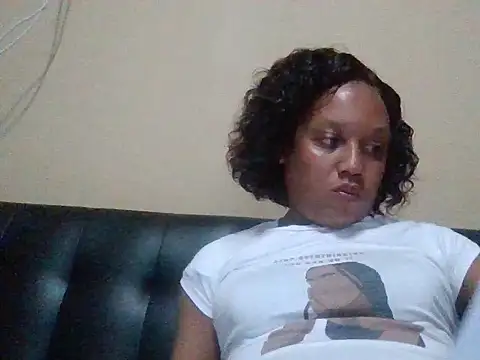 Snapshot of ShooingBunch chatting on October 8, 1:12 pm ShooingBunch online show from October 8, 1:12 pm