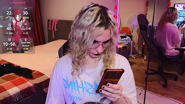 Lori Myaf online show from November 6, 2:06 pm