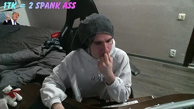 izilizi 23 online show from March 16, 4:33 pm