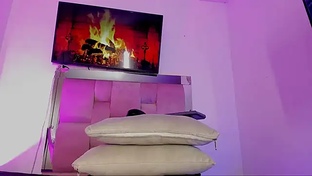 emily lady20 online show from February 18, 10:49 am