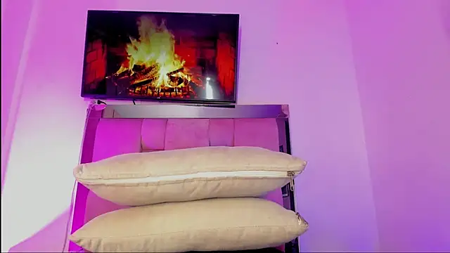 emily lady20 online show from March 17, 9:18 am