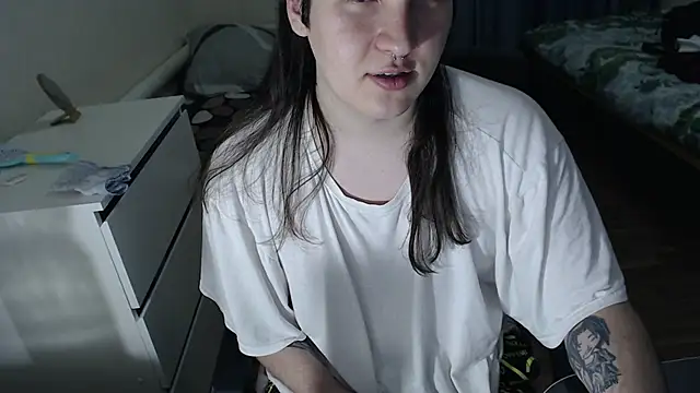 EvaMiron online show from December 2, 12:30 pm