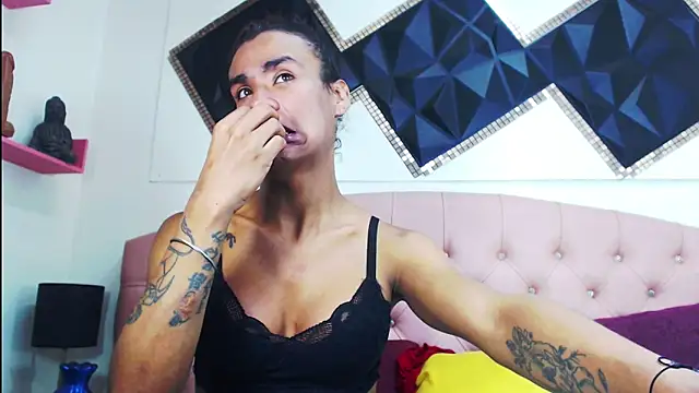 andrea safeira doll online show from October 4, 11:05 pm