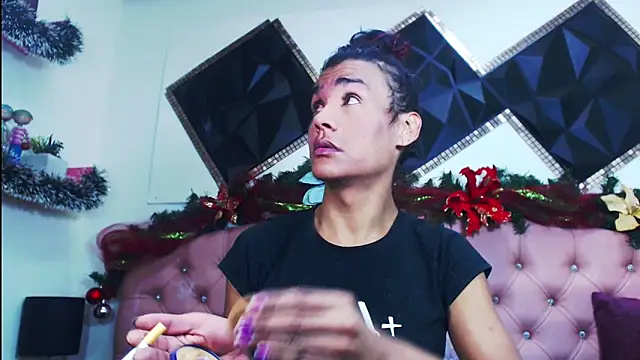 andrea safeira doll online show from December 14, 1:33 am