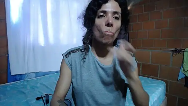 Snapshot of Nadia_Monroe chatting on September 18, 9:09 pm Nadia Monroe online show from September 18, 9:09 pm