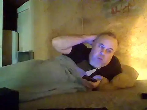 Nightshade7712 online show from September 8, 9:13 pm