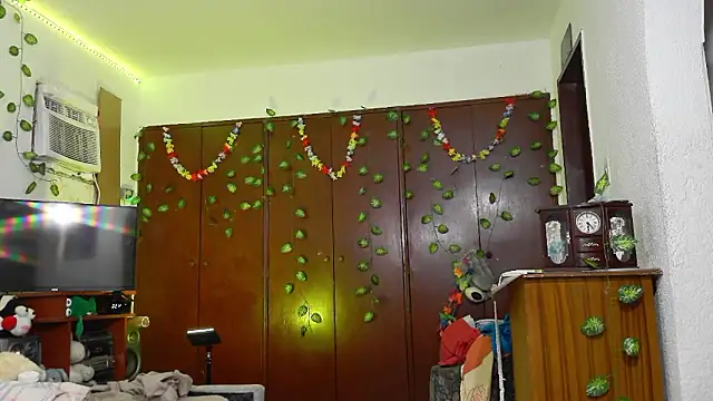  jessica rabbit online show from January 10, 8:59 pm