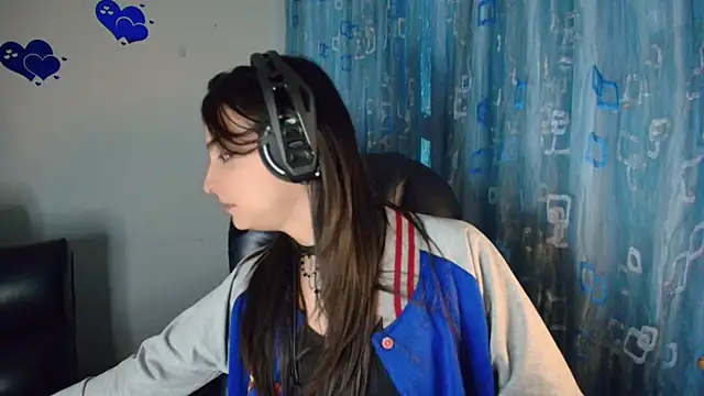 Dollbehavior  online show from November 13, 3:49 am