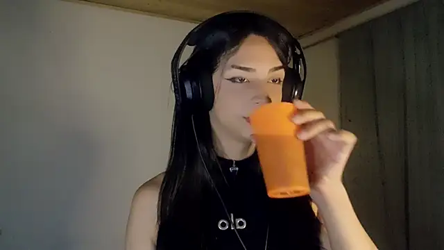 Dollbehavior  online show from November 28, 3:41 am