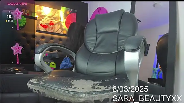 SARA BEAUTYXX online show from March 8, 8:03 pm