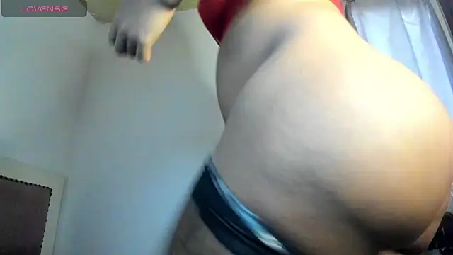 xia ebonyts online show from February 25, 11:59 am