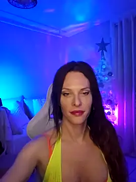 Snapshot of Luna_Kitanna chatting on December 13, 9:20 pm Luna Kitanna online show from December 13, 9:20 pm