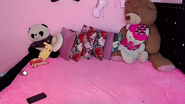 Ciinamonloren online show from January 12, 10:06 pm