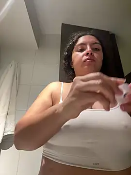 Nathcurly  online show from February 5, 2:49 am