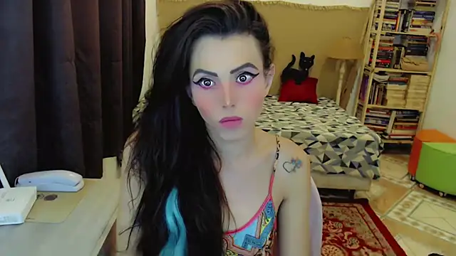 Sophie Fantasys online show from March 10, 1:25 pm