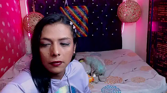 EmilyTsSweet online show from January 28, 11:28 pm