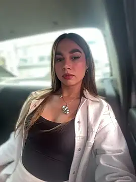 Jules Anderson online show from April 21, 9:10 pm