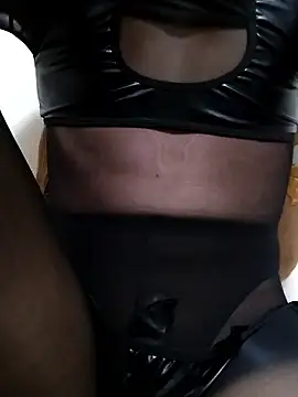 dmmsuzu95 online show from June 20, 10:46 pm