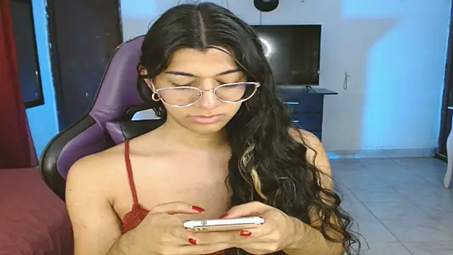 engielphoenis14 online show from February 28, 10:38 pm