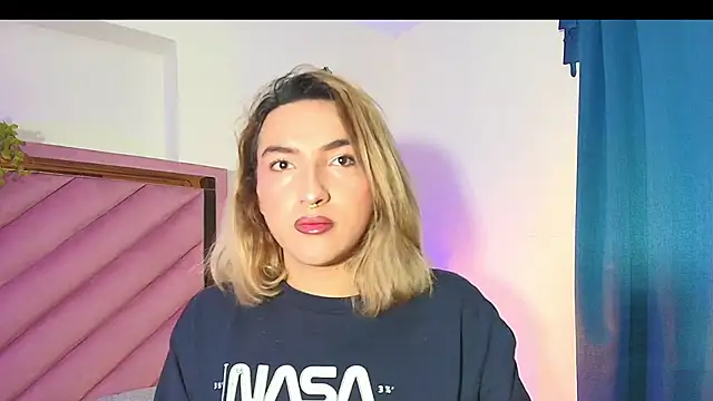 TomLondon  online show from November 5, 1:44 pm