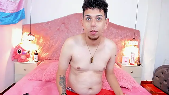 Derek and Skarlet online show from March 12, 6:35 pm