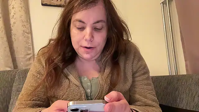 cumwithmee3 online show from December 14, 9:10 pm