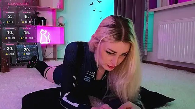 Inchcaser  online show from October 26, 7:32 pm