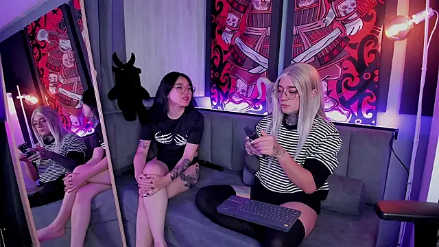 JadeyKhada online show from March 13, 8:03 pm