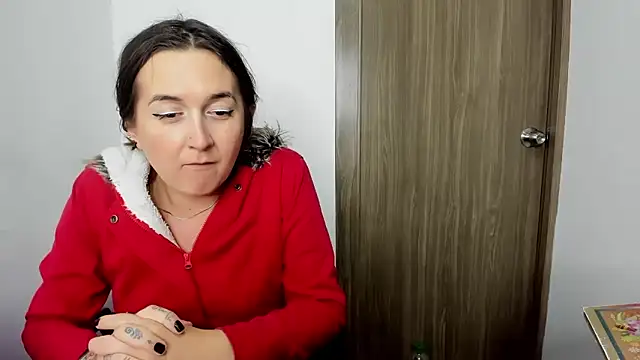 Sweet-Suck69 online show from February 16, 7:37 am