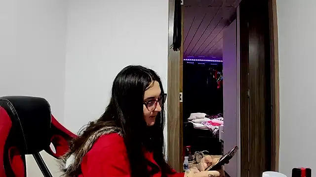 Sweet-Suck69 online show from February 27, 1:38 am