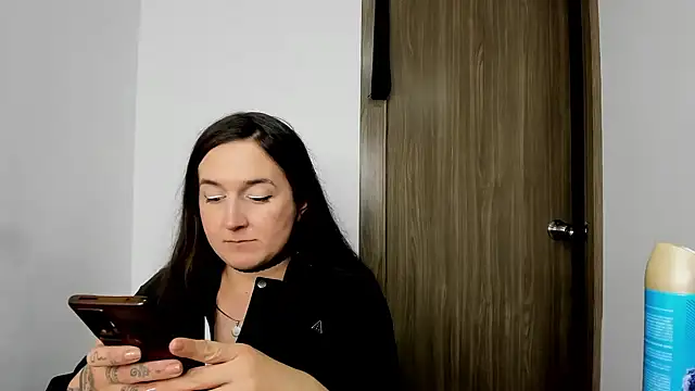 Sweet-Suck69 online show from March 9, 3:44 am