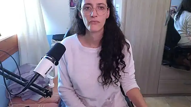 Snapshot of MemiKouki chatting on September 25, 2:46 pm MemiKouki online show from September 25, 2:46 pm