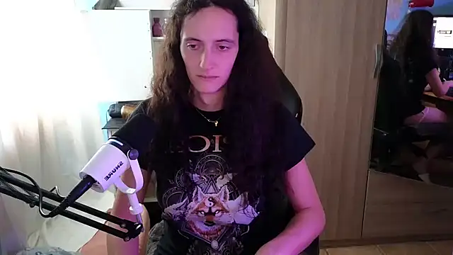 Snapshot of MemiKouki chatting on October 11, 3:47 pm MemiKouki online show from October 11, 3:47 pm