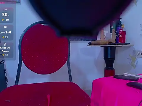 AntonetteBigCock online show from October 29, 6:17 pm