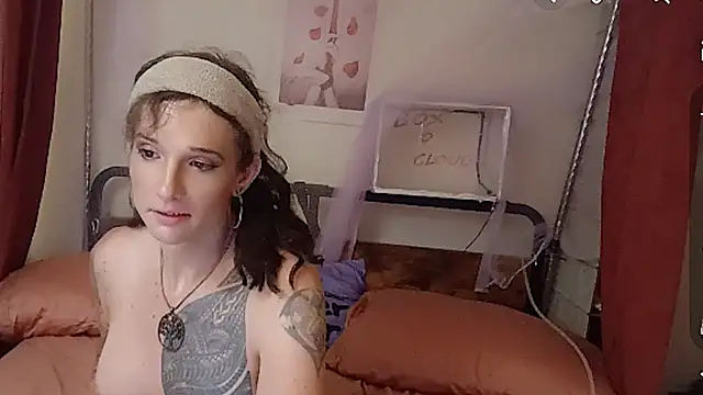cassiemichellexx online show from July 14, 10:21 am