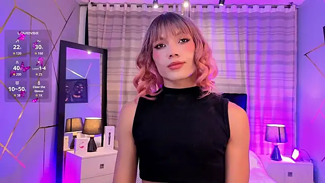 Megan Do Santos online show from November 20, 8:09 pm